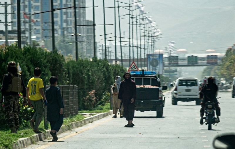 Doi angajați ai Ambasadei Rusiei, printre cei șase morți în atacul sinucigaș de la Kabul