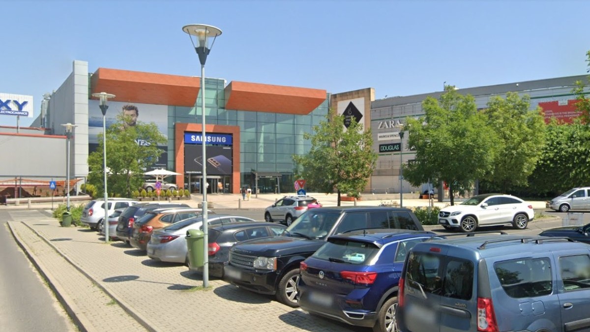 Exerciţiu antiterorist în parcarea Mall Băneasa din București. Foto ilustrativă Google Maps