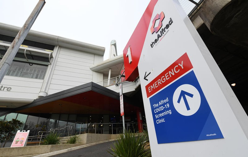 Aproape 250 de australieni testați pentru COVID-19 sunt chemați la analize pentru HIV, după o gafă a autorităților