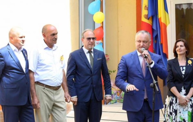 Igor Dodon mulțumește Guvernului român pentru redeschiderea unei grădinițe din Republica Moldova