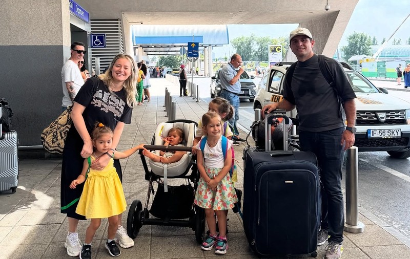 Vacanță cu peripeții pentru Laura Cosoi și soțul ei. Ce au pățit în drum spre Bali. „Nu aveam cazare”