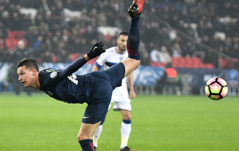 Julian Draxler s-a făcut de râs la ”botez”. Știe însă ce trebuie să facă pe teren / VIDEO
