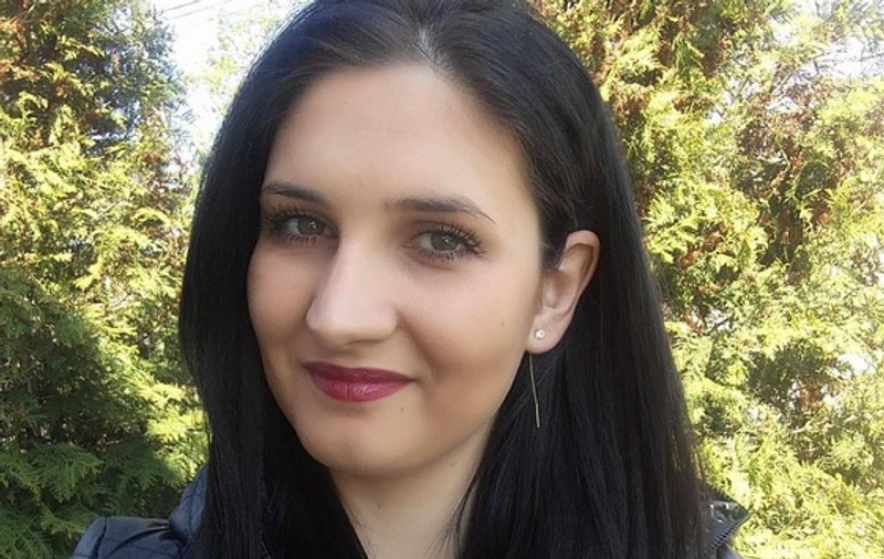 Ea este tânăra ucisă de iubitul militar: Alexandra Elena Marin a fost înjunghiată într-un coafor din Dâmbovița