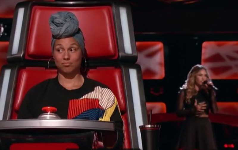 Surpriză de proporţii la emisiunea The Voice. O concurentă a lăsat juraţii fără cuvinte | VIDEO
