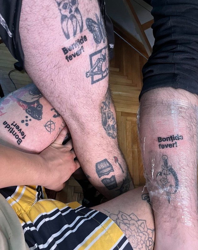 Bonțida Fever pe viață: Sute de fani Electric Castle și-au tatuat cel mai cool mesaj al momentului