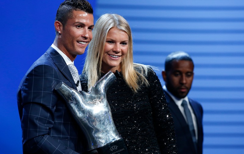Cristiano Ronaldo și Ada Hegerberg, desemnați de UEFA cei mai buni din sezonul trecut în Europa
