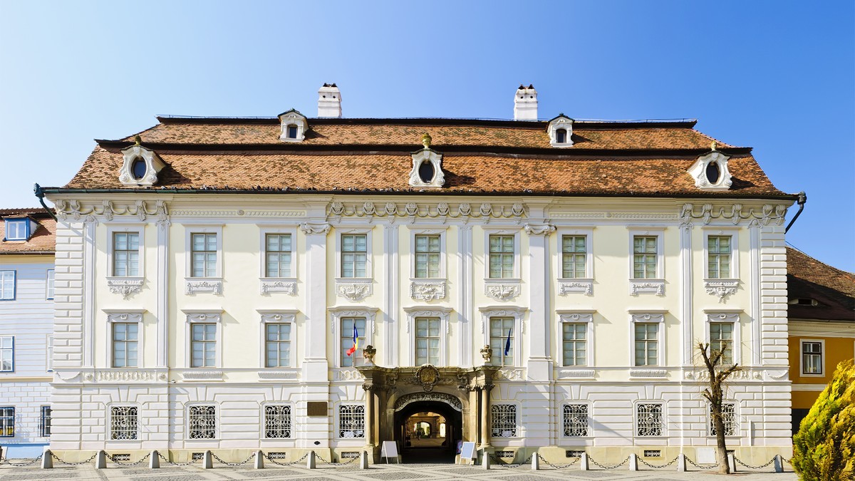 Obiective turistice in Sibiu - Muzeul Brukenthal