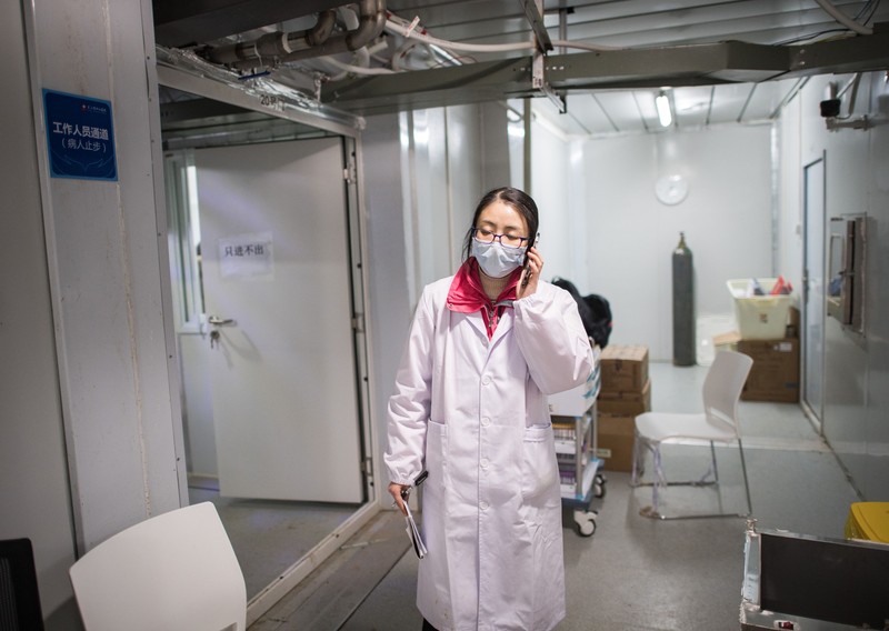 Medicii și asistentele din spitalele din Wuhan sunt infectați de pacienții cu coronaviroză internați