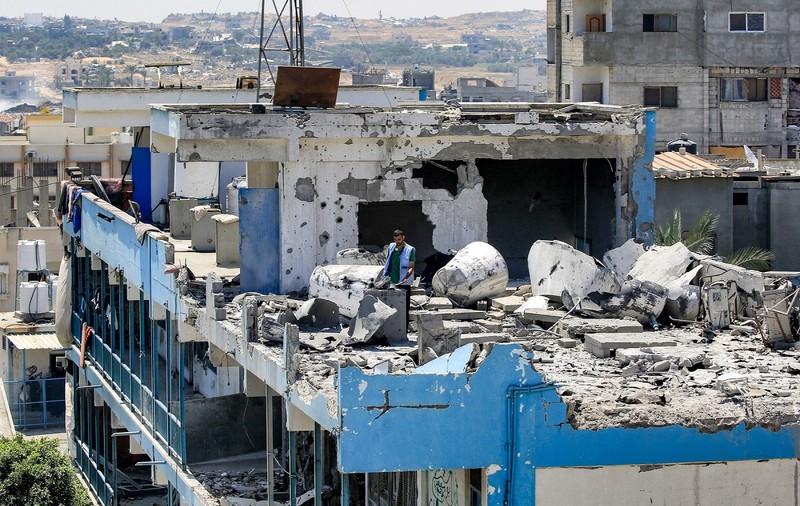 Israelul spune că a eliminat „17 teroriști” în atacul asupra unei şcoli a agenţiei ONU pentru refugiaţii palestinieni