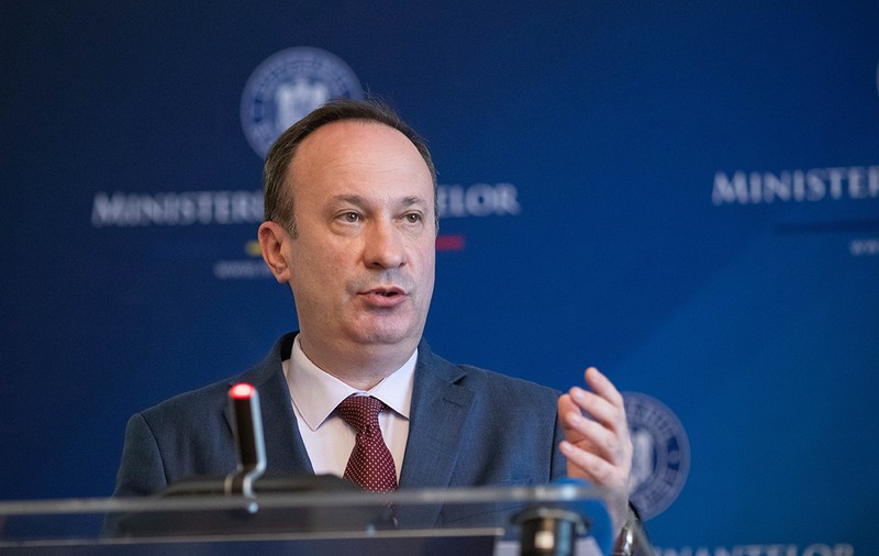 Amânarea ratelor a fost aprobată de Guvern fără acordul băncilor. Ministrul finanțelor anunțase că a avut avizul acestora