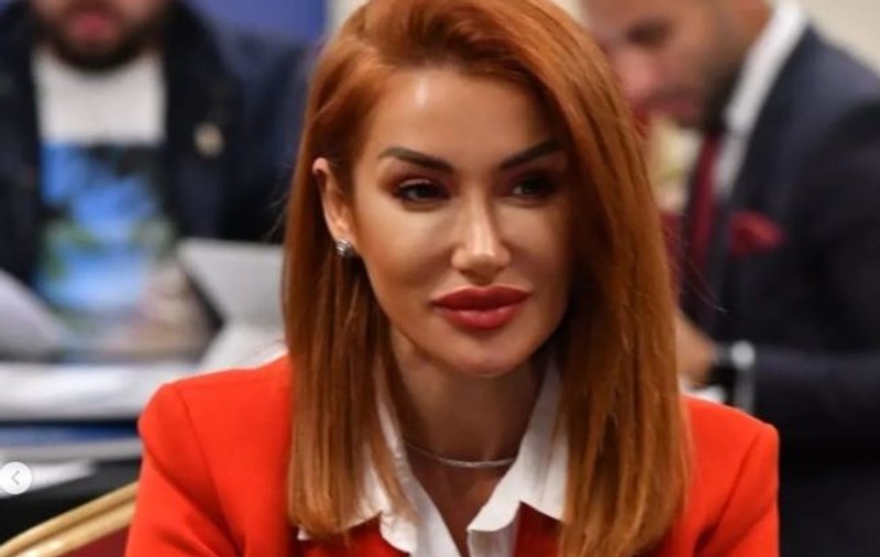 Raluca Tănase, reacție dură după ce a fost criticată că a exagerat cu intervențiile estetice: „E firească transformarea mea, pentru că am îmbătrânit”