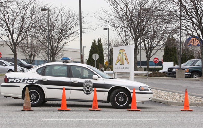 11 persoane au fost rănite la o petrecere în Chicago