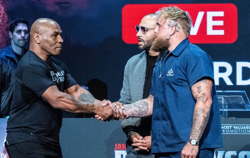Cât costă cel mai scump bilet la meciul de box de 80 de milioane de dolari dintre Mike Tyson și Jake Paul. Lupta se vede în direct pe Netflix