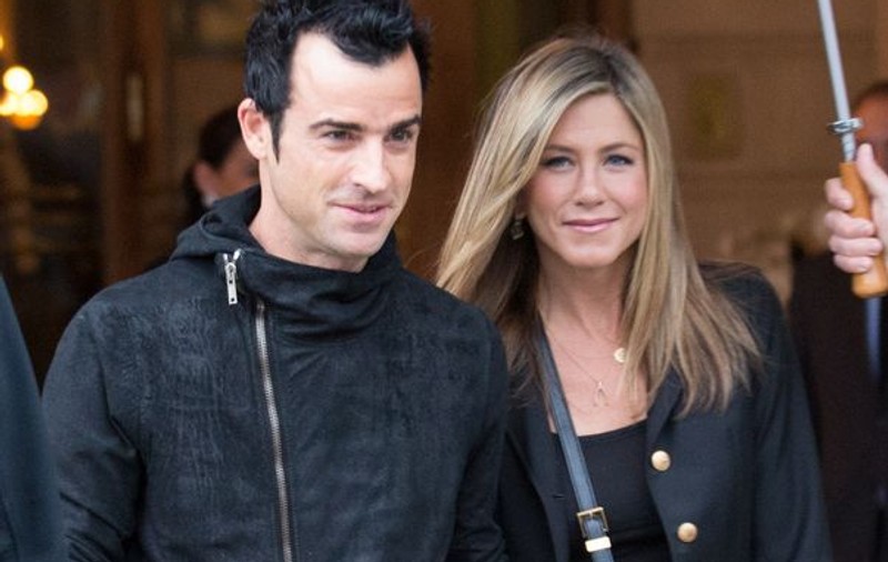 Jennifer Aniston vrea să se căsătorească la ferma Juliei Robert