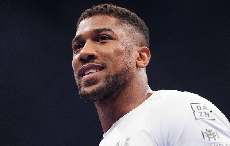 Anthony Joshua, implicat într-un accident tragic în Nigeria: boxerul, dus de urgență la spital, doi bărbați din mașina sa au murit