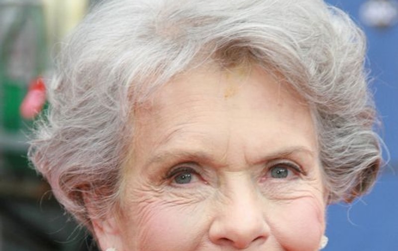 A murit actriţa Helen Wagner 