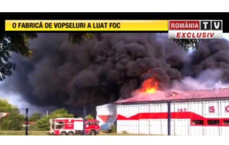INCENDIU DE PROPORŢII LA SLATINA! Pompierii cer AJUTOR din alte oraşe!