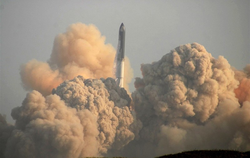 Resturile lăsate în urmă de lansarea rachetei Starship a SpaceX ridică întrebări cu privire la impactul asupra mediului
