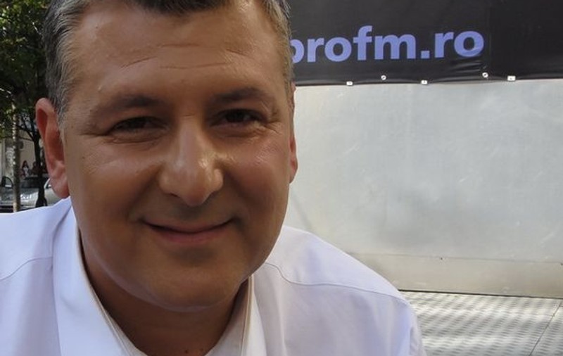 Mihai Dedu, pus la regim de soție: "Am slăbit 15 kg, sunt vai de capul meu. Mănânc doar fructe și legume"