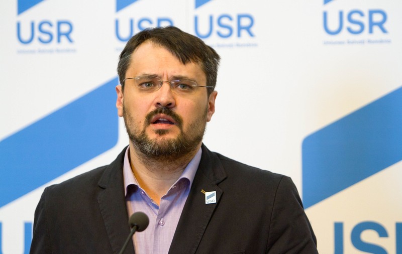 Cristian Ghinea, unul dintre liderii USR-PLUS, invită PNL la discuții pentru formarea unei coaliții