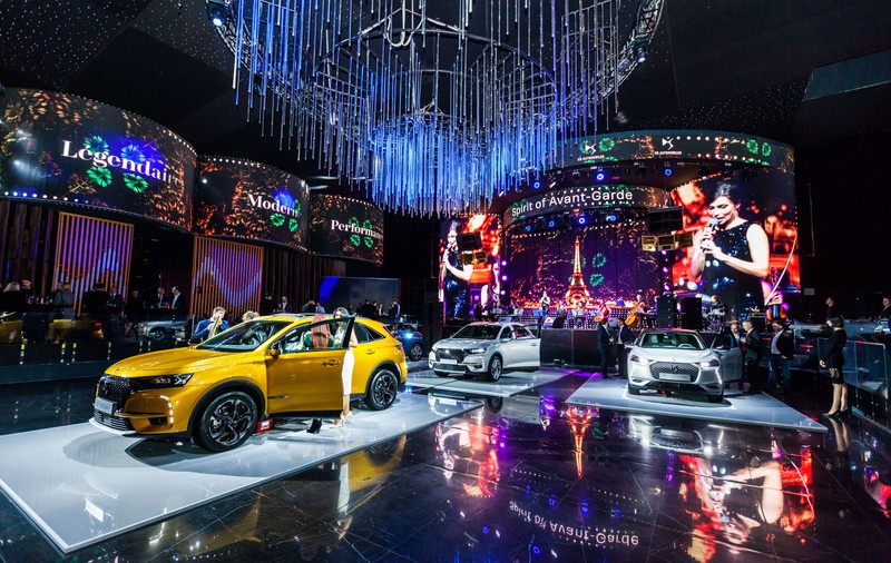 (Publicitate) E-TENSE, VIZIUNEA GLOBALĂ DE ELECTRIFICARE A MĂRCII DS AUTOMOBILES