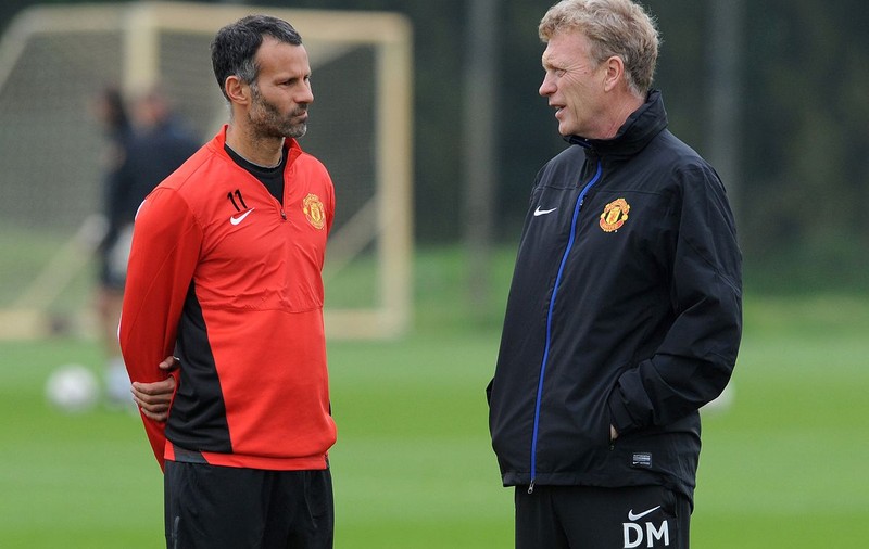 David Moyes a fost dat afară de la Manchester United. Ryan Giggs e antrenor interimar