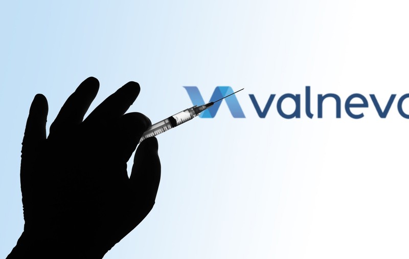 Vaccinul dezvoltat de francezi, care are la bază virusul inactiv, a avut rezultate „impresionante” în testele clinice