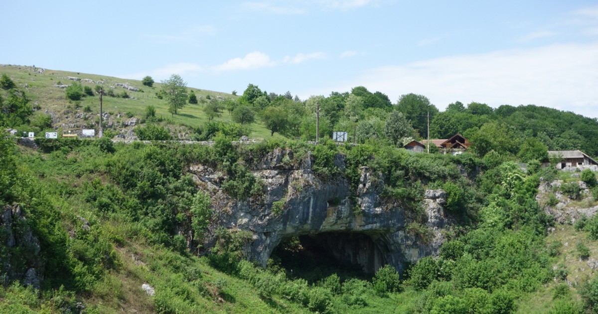 Podul Lui Dumnezeu- obiective turistice