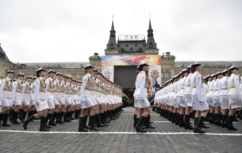 O femeie soldat din armata rusă vorbește despre abuzurile camarazilor: „Mi-au spus clar că voi fi «soția de câmp» a comandantului”