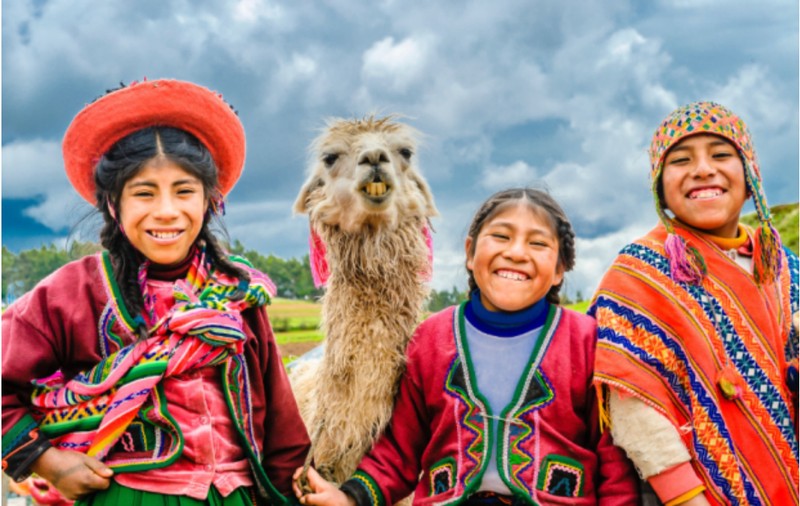 Peru – o călătorie în inima civilizației Inca, între munți sacri, lacuri legendare și orașe coloniale