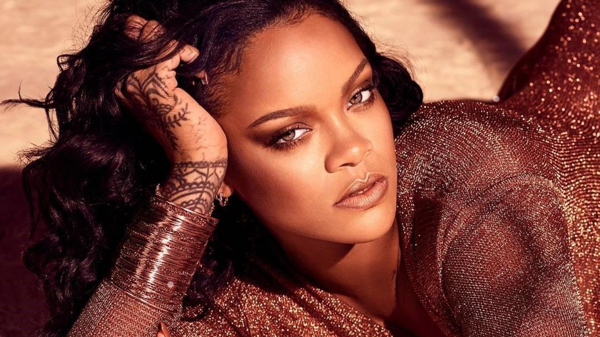 Rihanna se pregătește de măritiș? Vedeta ar fi fost cerută în căsătorie de milionarul saudit