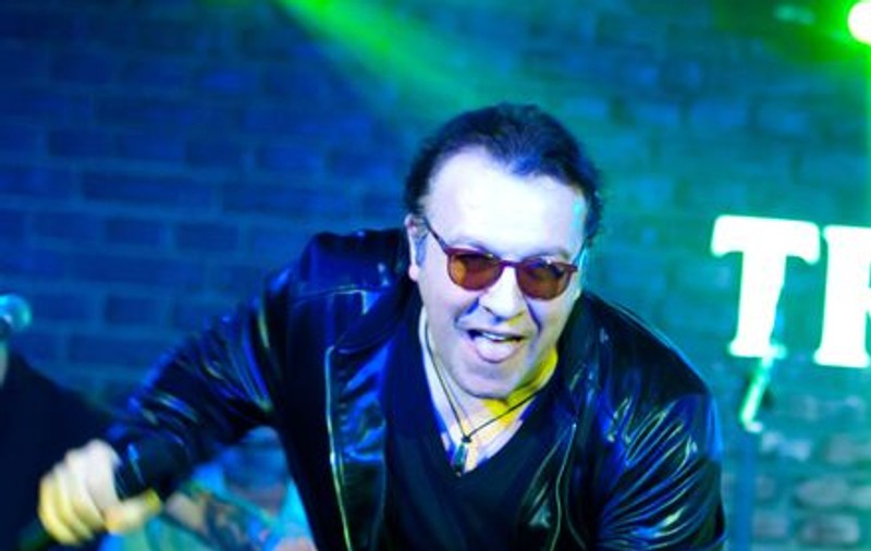 Cotabiţă: "Aş fi putut să mă las de muzică pentru o singură femeie"