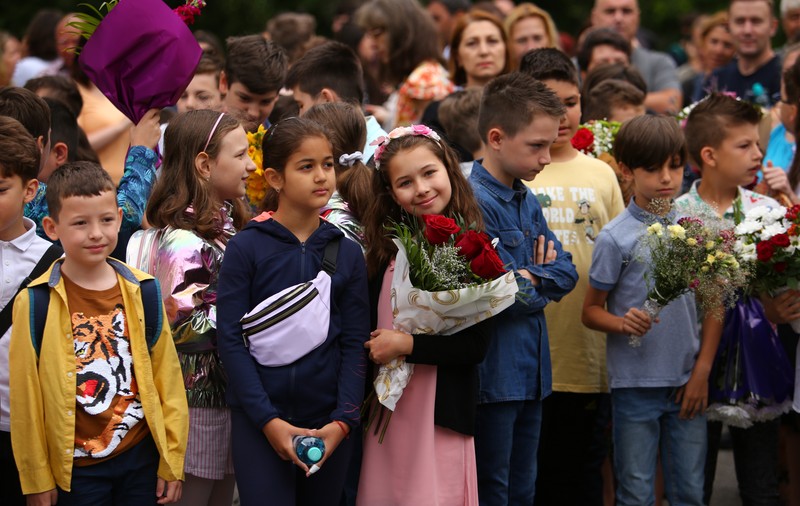 Anul „modulelor de învățare”. Școala a început cu mari schimbări: fără semestre și fără teze, cu medie la final de an