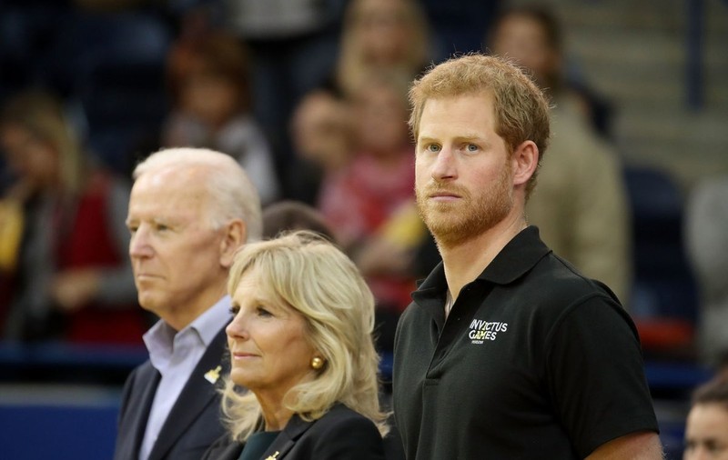 Prinţul Harry şi prima doamnă a SUA Jill Biden au adus un omagiu răniţilor de război americani
