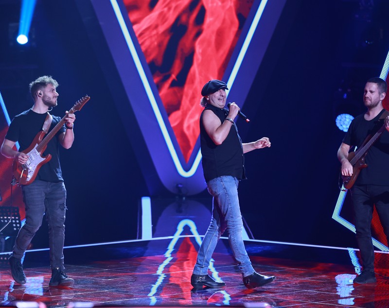 Cine este Daniel Ignat de la „Vocea României” sezonul 10. Și-a pierdut auzul, dar nu a încetat să facă muzică. Jurații, surprinși de momentul concurentului