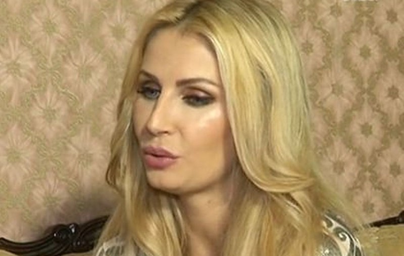 ANDREEA BĂNICĂ a dus-o greu! A VÂNDUT CORCODUȘE!