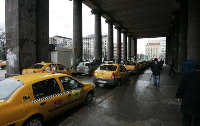 6 sfaturi ca să nu iei țeapă de la taximetriști