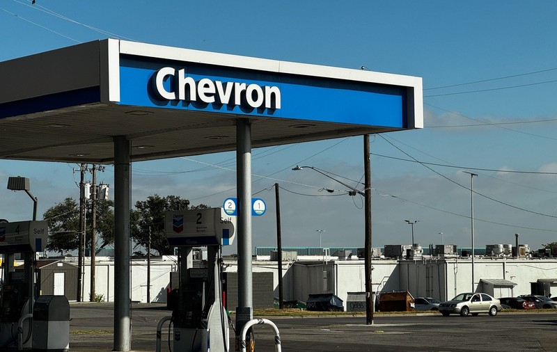 O companie petrolieră americană ar putea cumpăra o parte din portofoliul internațional al Lukoil