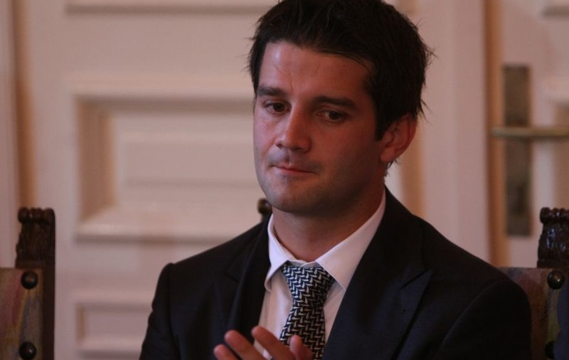 L-am prins! Cristi Chivu, în ipostaze DRĂGĂSTOASE cu o DOMNIŞOARĂ! Foto în articol 