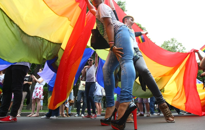 Presa internațională după ce Parlamentul României a adoptat revizuirea Constituției, pentru redefinirea familiei tradiționale