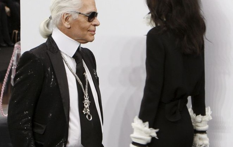 Karl Lagerfeld: ”Femeile cu forme sunt interzise pe podium”