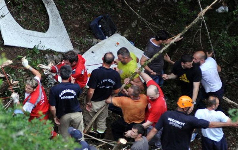 CE GEST! Vezi ce au făcut TAXIMETRIŞTII muntenegreni pentru jurnaliştii români care mergeau la tragedia de la Podgorica!