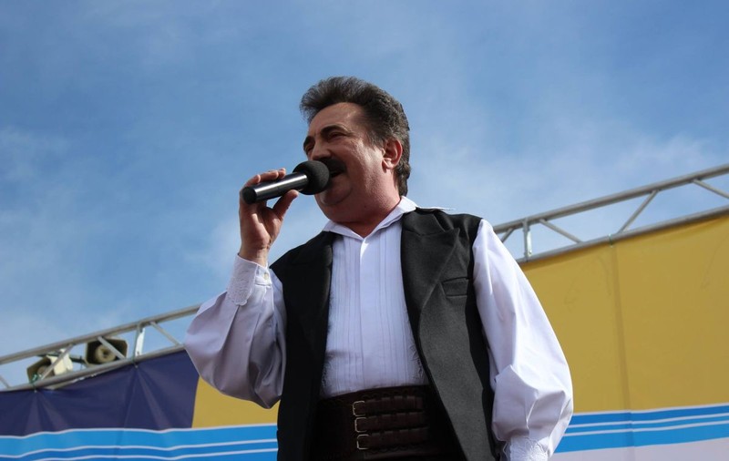 A murit Petrică Mîțu Stoian. Cântărețul de muzică populară era internat în stare gravă în Reșița