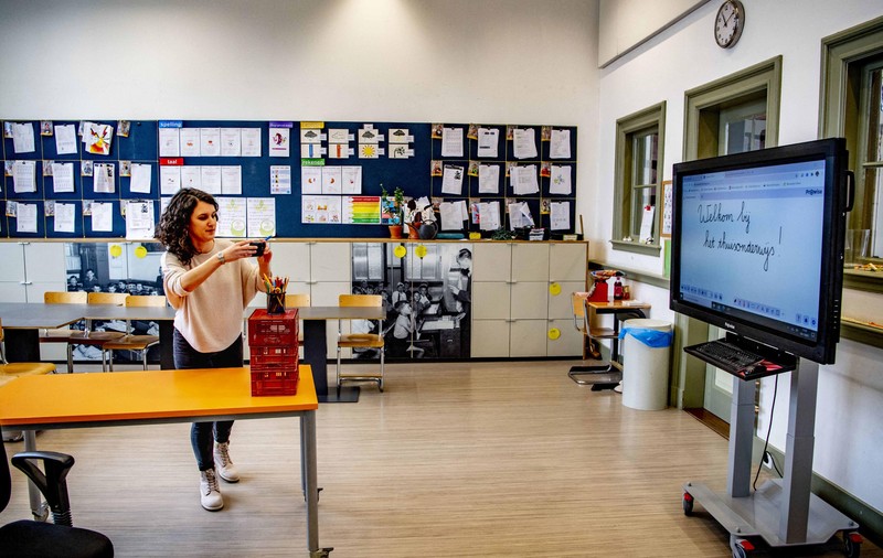 Platformele online educaționale și de sănătate, boom de miliarde de dolari în pandemie