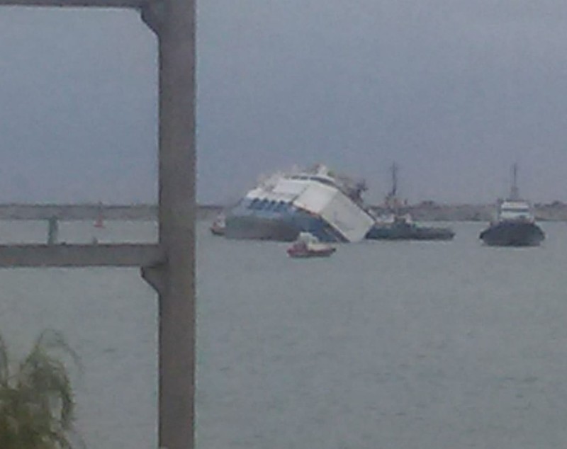 O navă care transporta mii de oi este în pericol de scufundare, în Portul Midia. Cum s-a intervenit pentru salvarea marinarilor