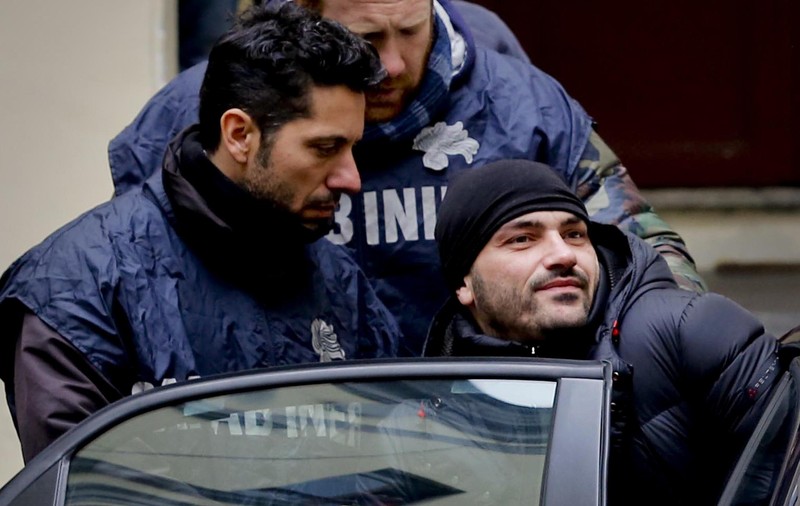 Moarte cumplită pentru un român în Italia! A fost ucis cu bestialitate și apoi ars!