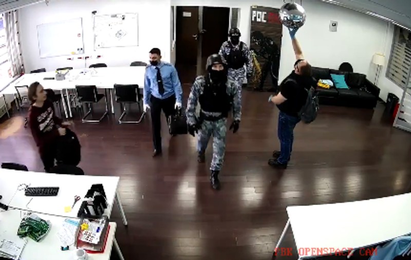 VIDEO | Sediul fundației lui Navalnîi, de la Moscova, percheziționat de executorii judecătorești