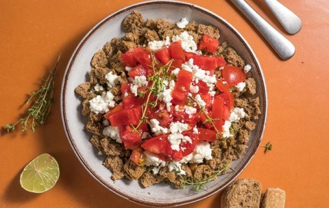 Salata Dakos- cum se prepară rețeta grecească