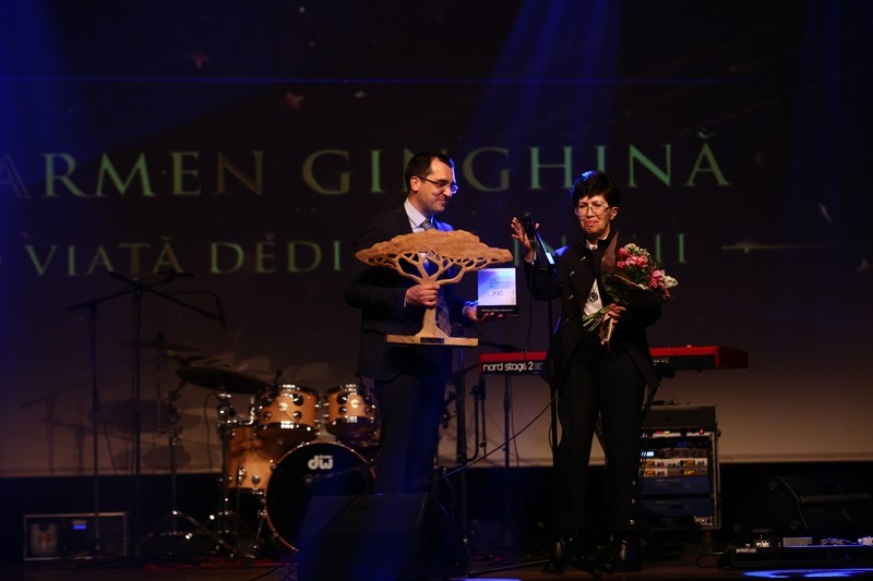 Trofeul Femeia Anului a fost primit de Carmen Ginghină