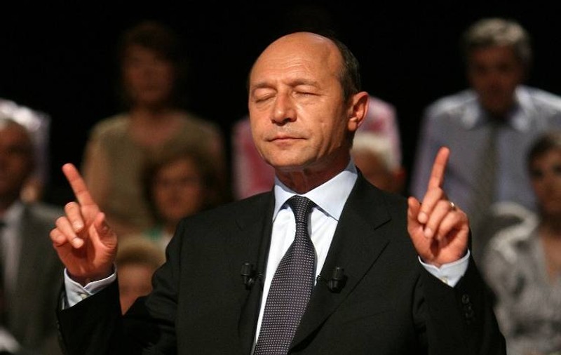 A anunțat oficial! Motivul pentru care Băsescu vrea să fie cetățean moldovean